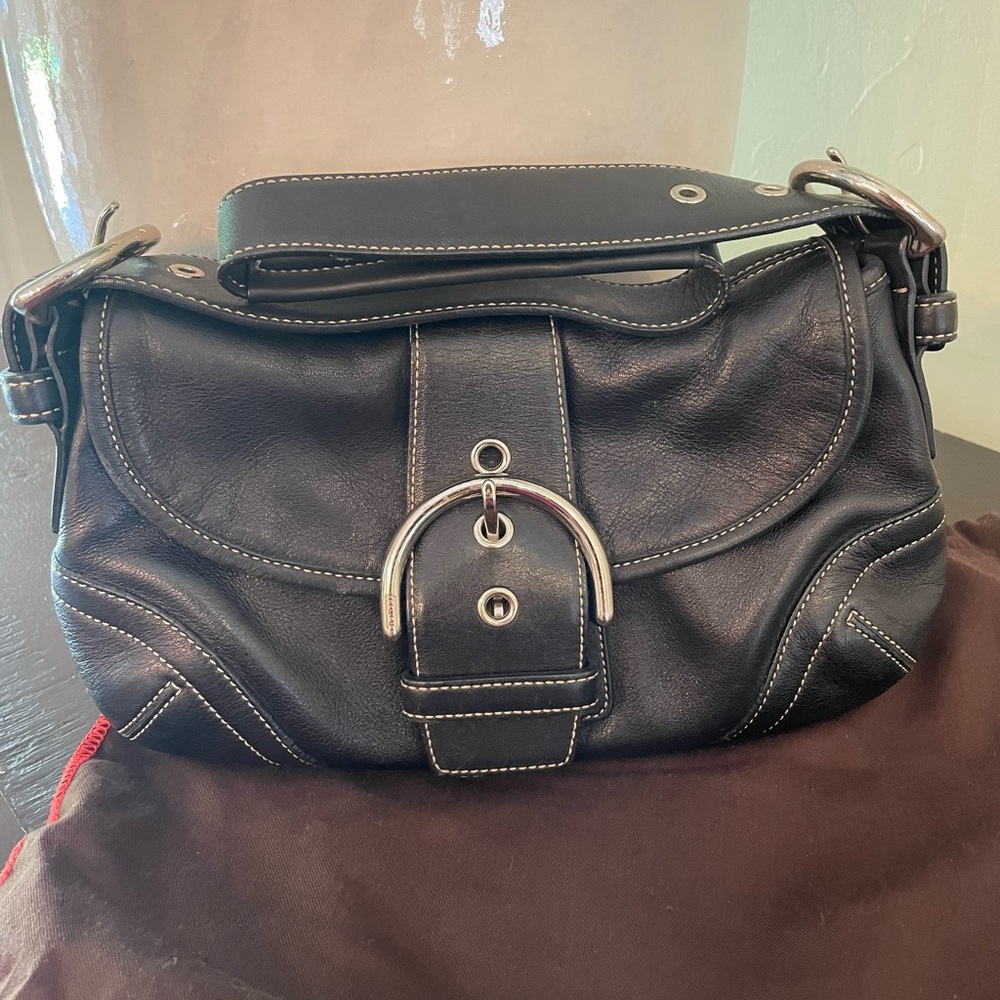 Coach small shoulder/hand bag